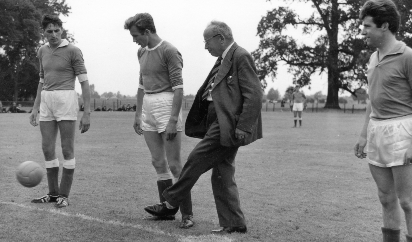 De oudste boom van Baak is een zomereik, geplant in 1964. Foto: Landelijke Bomenstichting/Jeroen Philippona