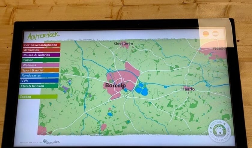 Op het nieuwe touchscreen is alle informatie van Borculo en wijde omgeving snel te vinden en te raadplegen. Foto: PR