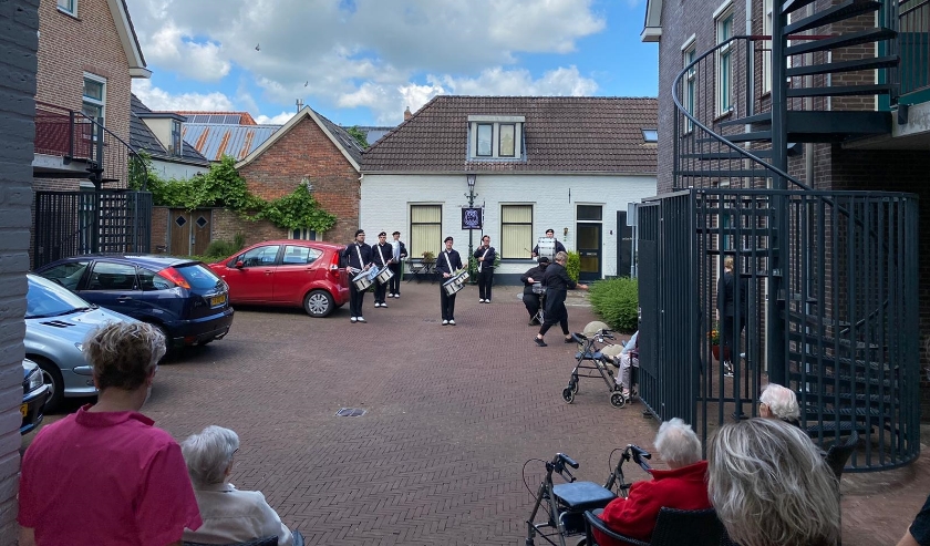 Drumband VMS bij Het Ambthuis in Bredevoort. Foto: M. Lurvink