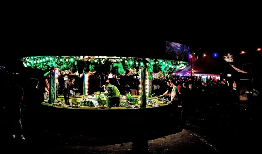Het traditionele kikkerslaan op de kermis in Hengelo. Dit jaar zal er in het dorpscentrum geen kermis plaatsvinden. Foto: Luuk Stam