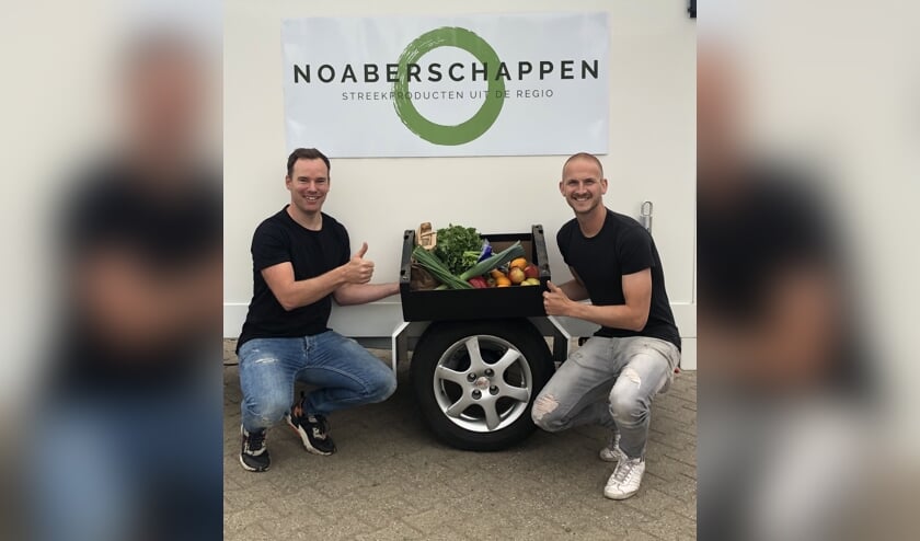 Koen Garritsen (links) en Mart Schutten, initiatiefnemers van Noaberschappen.nl. Foto: Richard Stegers