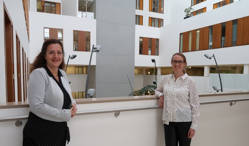 Sophia de Rooij en Manon Bruens. Foto: PR