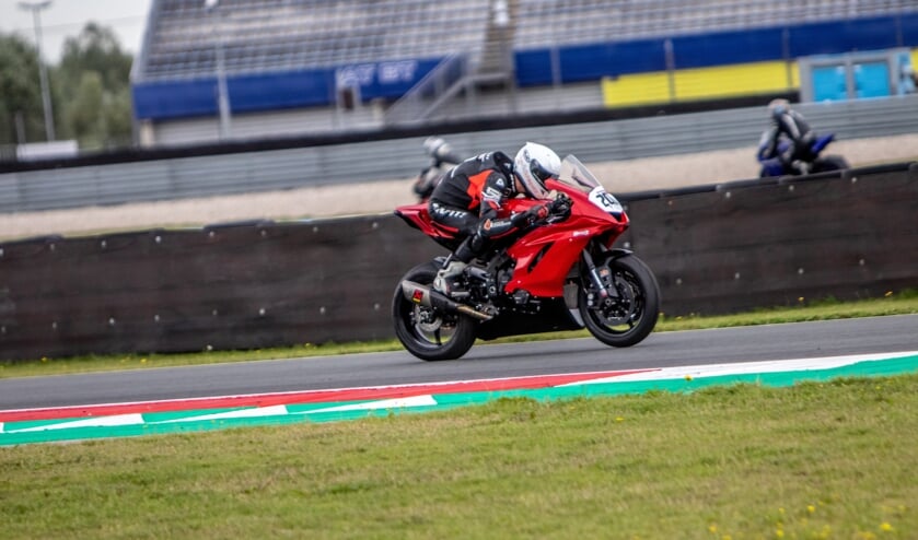 Supersportcoureur Jorn Hamberg op het TT-circuit van Assen. Foto: Madli Hanson