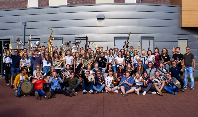 De enthousiaste orkestmuzikanten van de vorige editie van het OGJO. Foto: PR OGJO