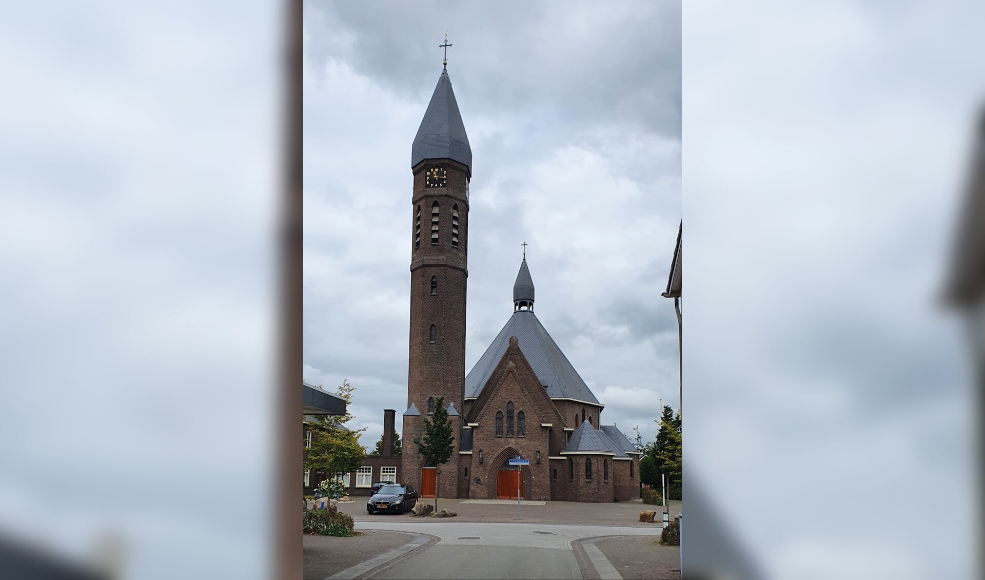 De fraaie Sint Caeciliakerk in Rietmolen. Foto: Rob Weeber