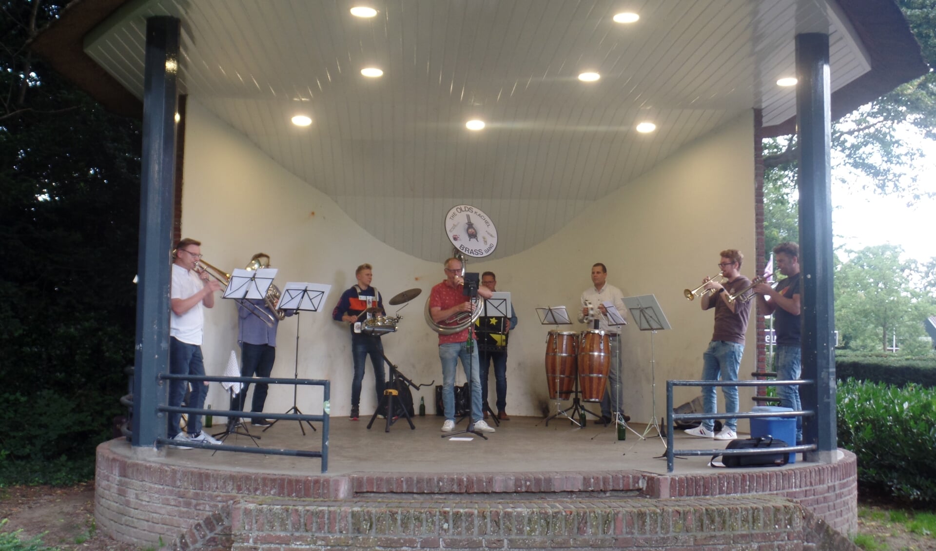 The Old Kachel Brassband, die ruim drie jaar geleden werd opgericht, is het repertoire momenteel behoorlijk aan het vernieuwen. Foto: Jan Hendriksen 