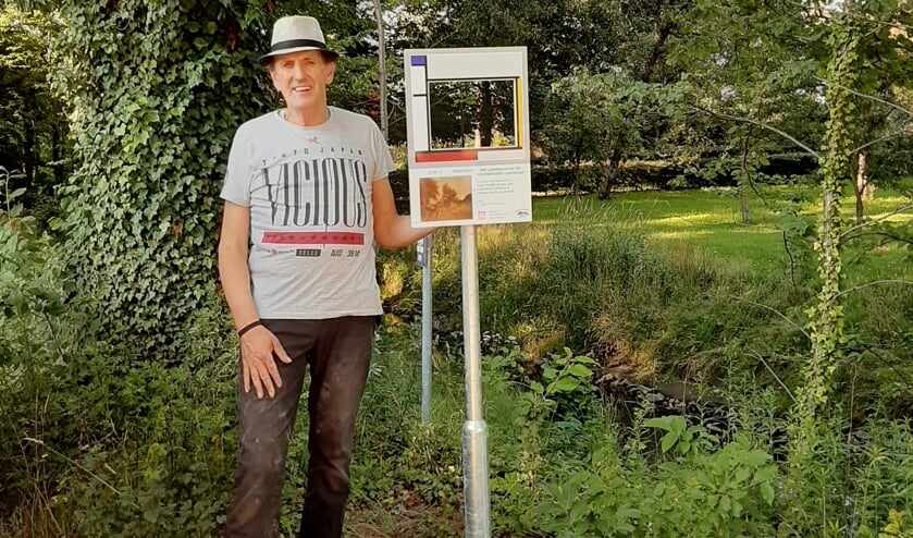 Vic Hulshof bij de stop van de Mondriaanfietstocht. Foto: PR