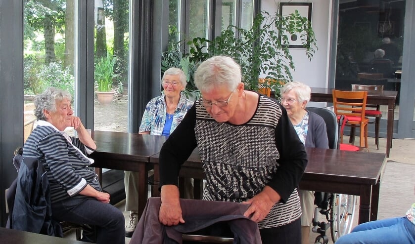 Het zijn de kleine dingen die het doen: op gepaste afstand van elkaars gezelschap genieten. Foto: PR