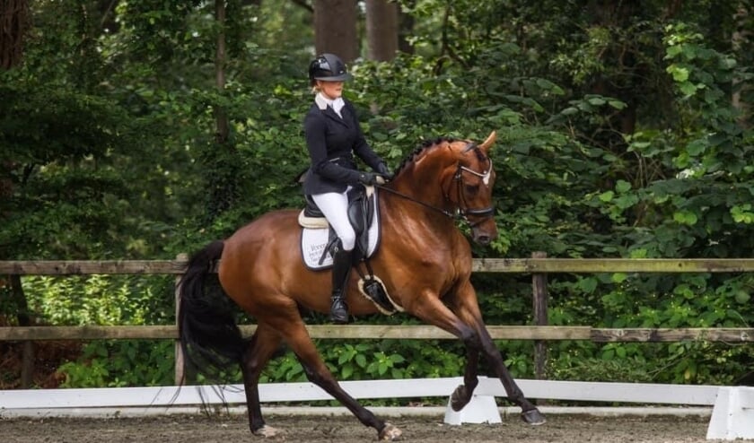 Najama Voogd met haar paard Kunz. (Eigen foto)