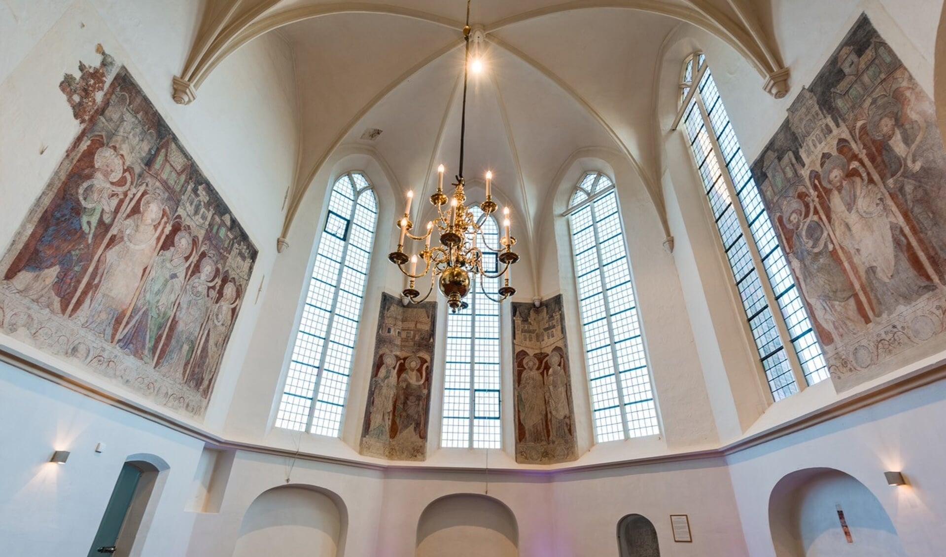De middeleeuwse fresco’s van de Hengelose Remigiuskerk. Foto: Marcel Coolenbrander