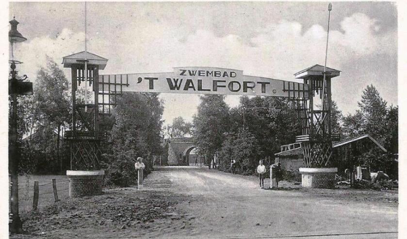 Toegangspoort 't Walfort. Foto: collectie Leo van der Linde