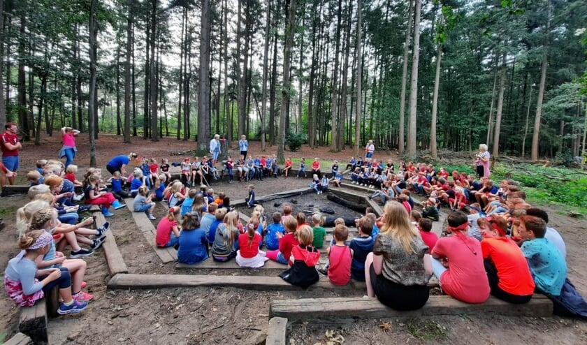 Gespannen wachten 'Rood' en 'Blauw' op de uitslag van de Simmelinkdag. Foto: PR
