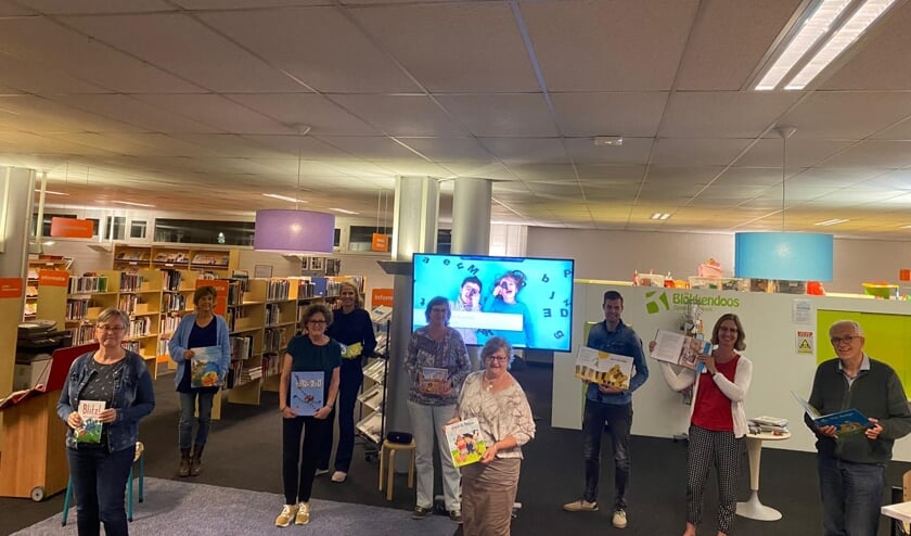 Eerste bijeenkomst vrijwilligers VoorleesExpress. Foto: PR
