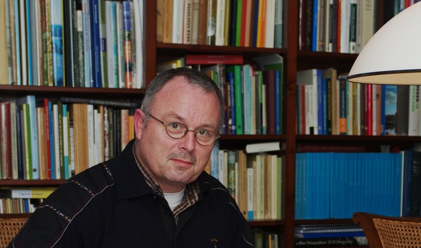 <p>Schrijver Bennie te Vaarwerk, die met een legaat de instellling van de Willem Sluiterprijs mogelijk heeft gemaakt. Foto: Anton Schepers</p>