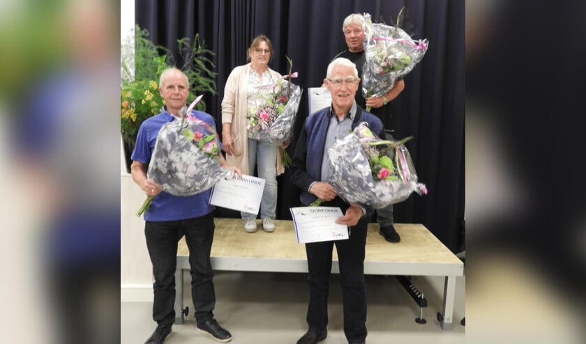 De jubilarissen van Muziekvereniging ‘Soli deo Gloria’ uit Harfsen. Foto: PR