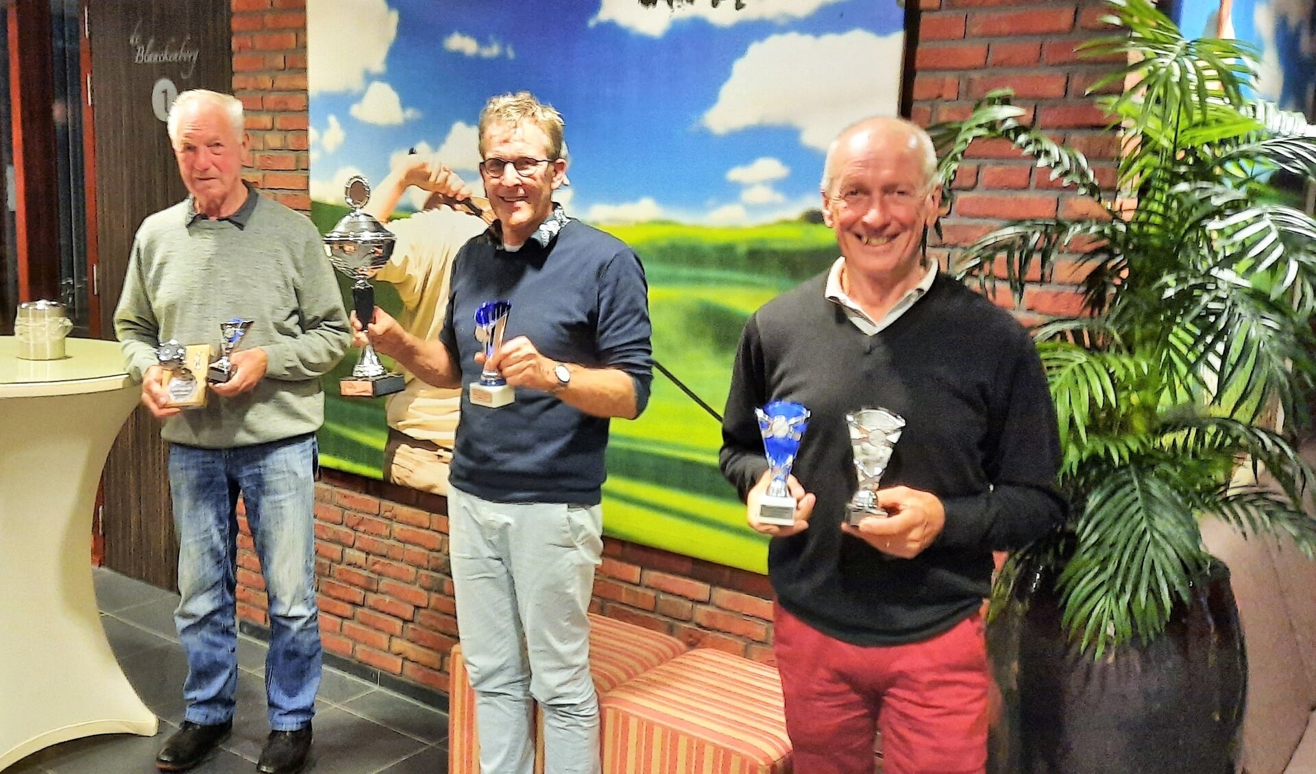 Van links naar rechts de winnaars Cor Migchielsen, Willy te Selle en Jos Penterman. Foto: PR