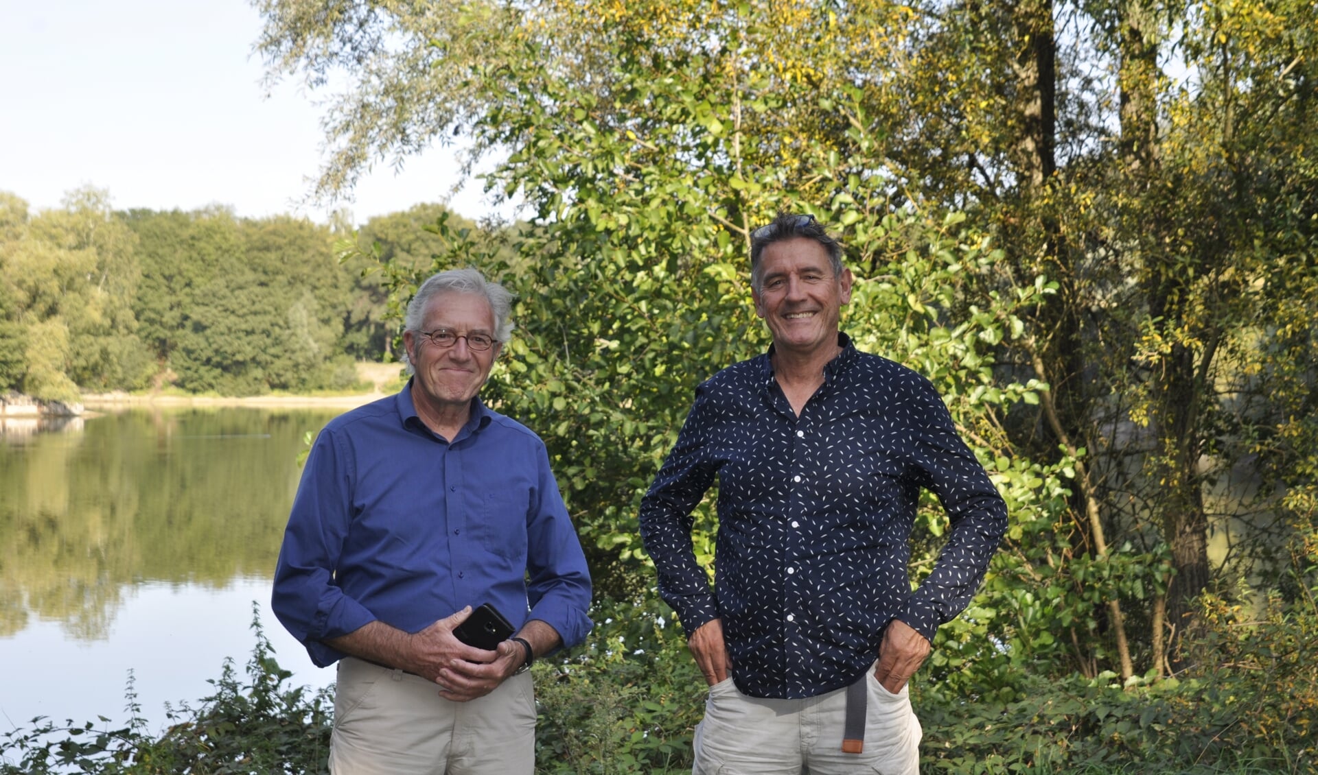 Ruud Campman, werkgroep Landbouw en Natuur (links) en Luuk Preijde, fractievoorzitter PvdA Bronckhorst (rechts). Foto: PR
