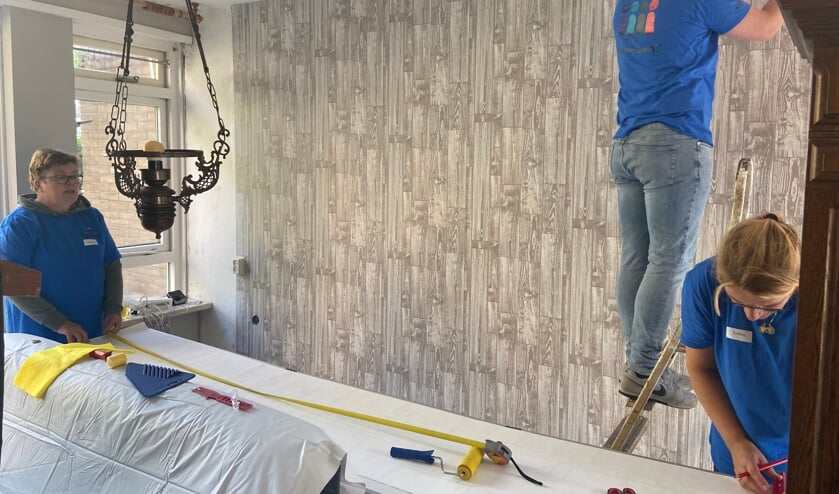 OWM medewerkers aan het klussen. Foto: PR