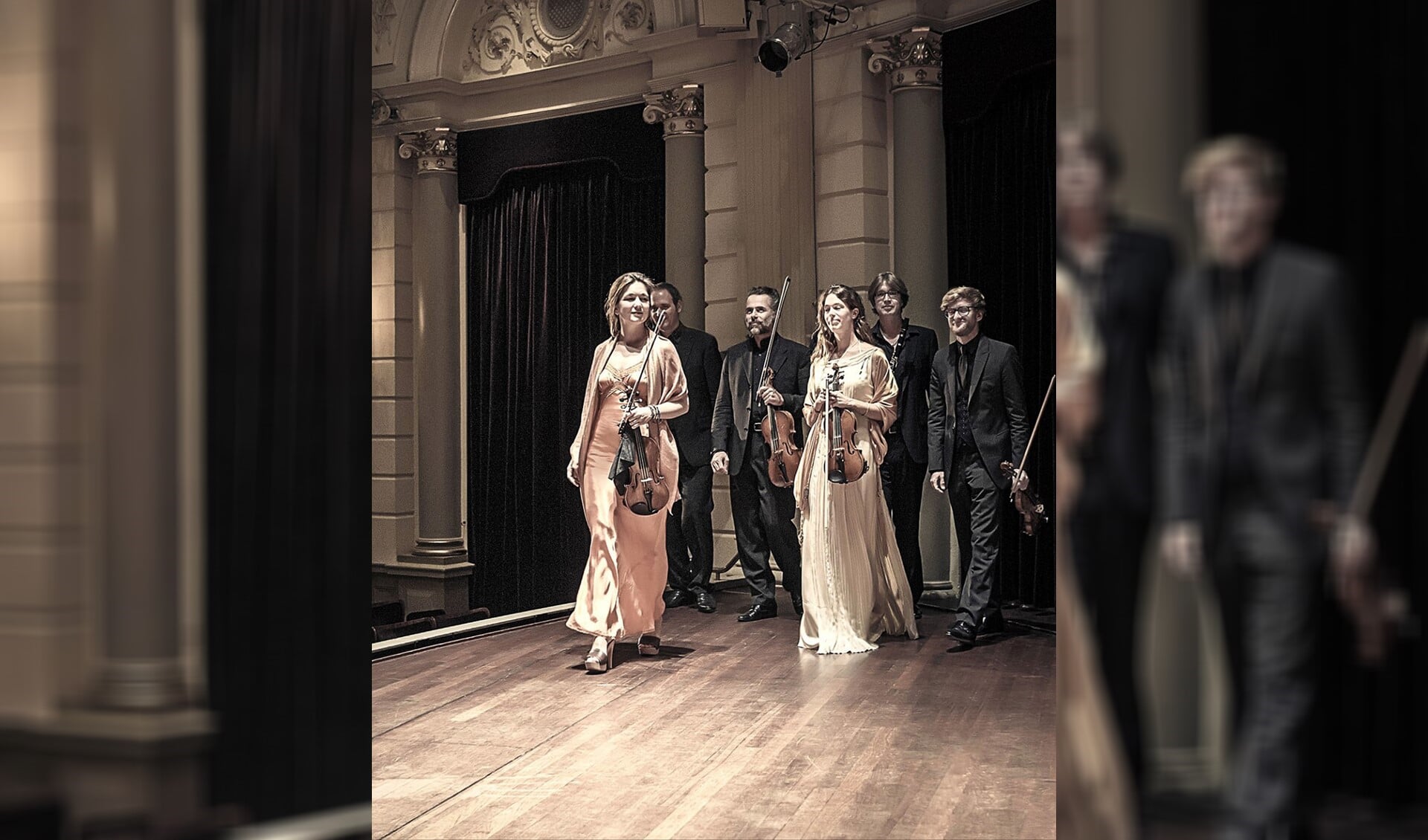 In De Brink staan enkele leden van het Koninklijk Concertgebouworkest op het podium. Foto: PR
