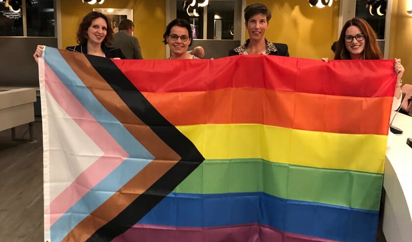 <p>De progress vlag wordt ook in Aalten gehesen. Foto: PR</p>