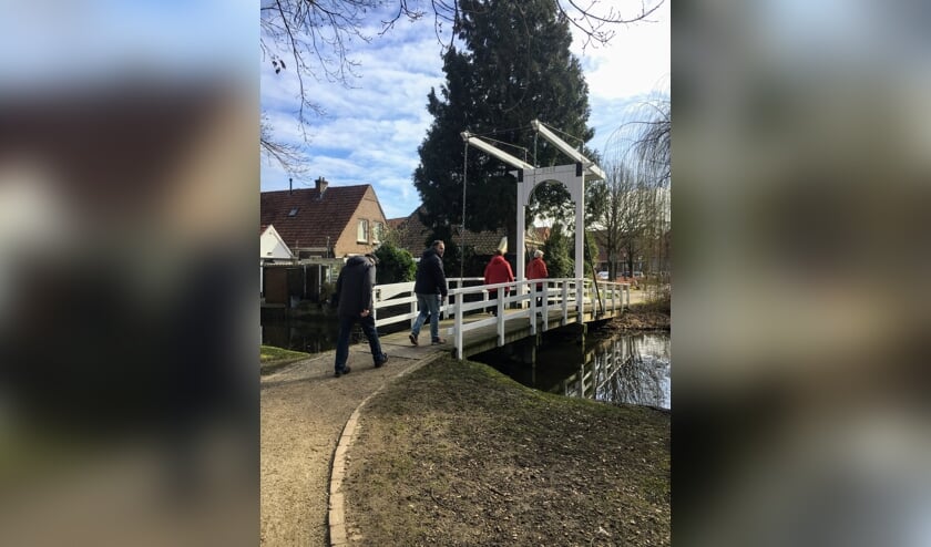 <p>Wandelen in Borculo. Foto: PR</p>