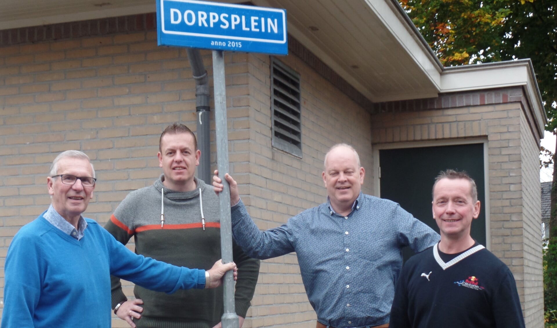 De organisatoren van de Barchemse slachtvisite en Hertstfair, v.l.n.r.: Henk Oplaat, Hans Oplaat, Ron Menop en Henri Schepers. Foto: Jan Hendriksen  