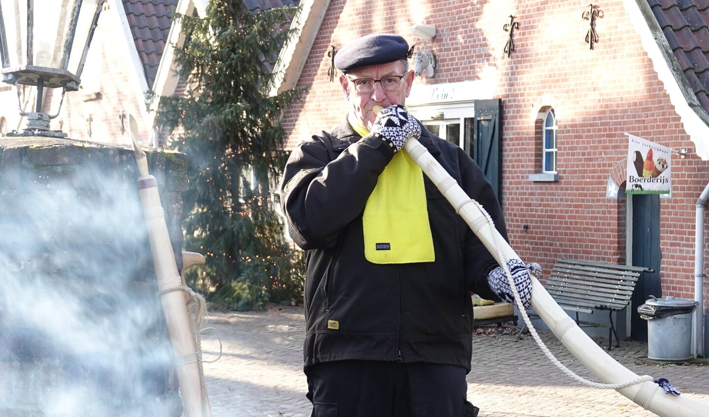 Een van de midwinterhoornblazers. Foto: Edgar Vieberink