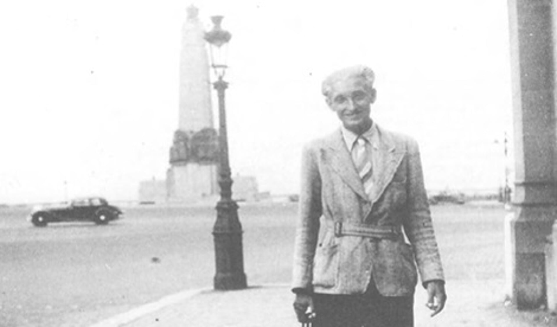 Paul Rodenko in Parijs, 1949. Archieffoto
