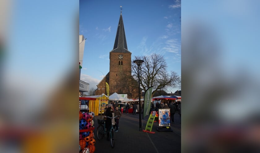 Markt Dinxperlo, van alles te beleven. Foto: PR