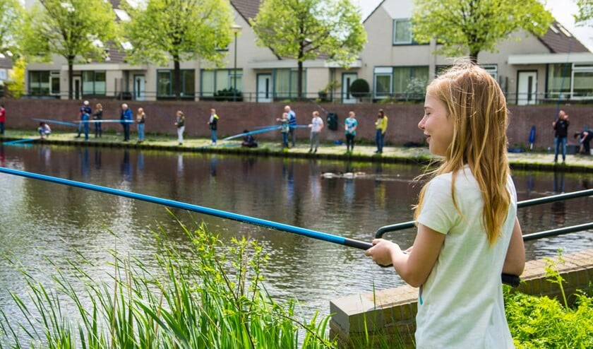 In het hele land maken leerlingen kennis met de vissport.