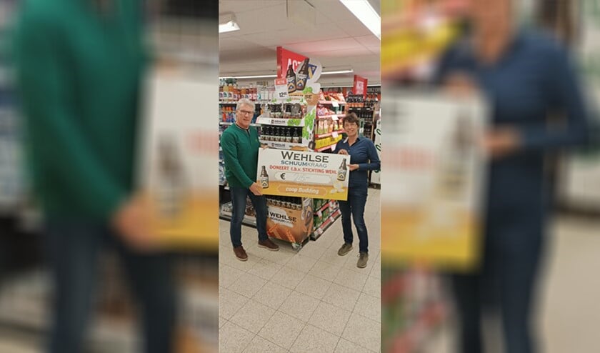 Eugène Alofs (voorzitter Stichting Wehl) en Jeanette Budding van Coop Budding Wehl.