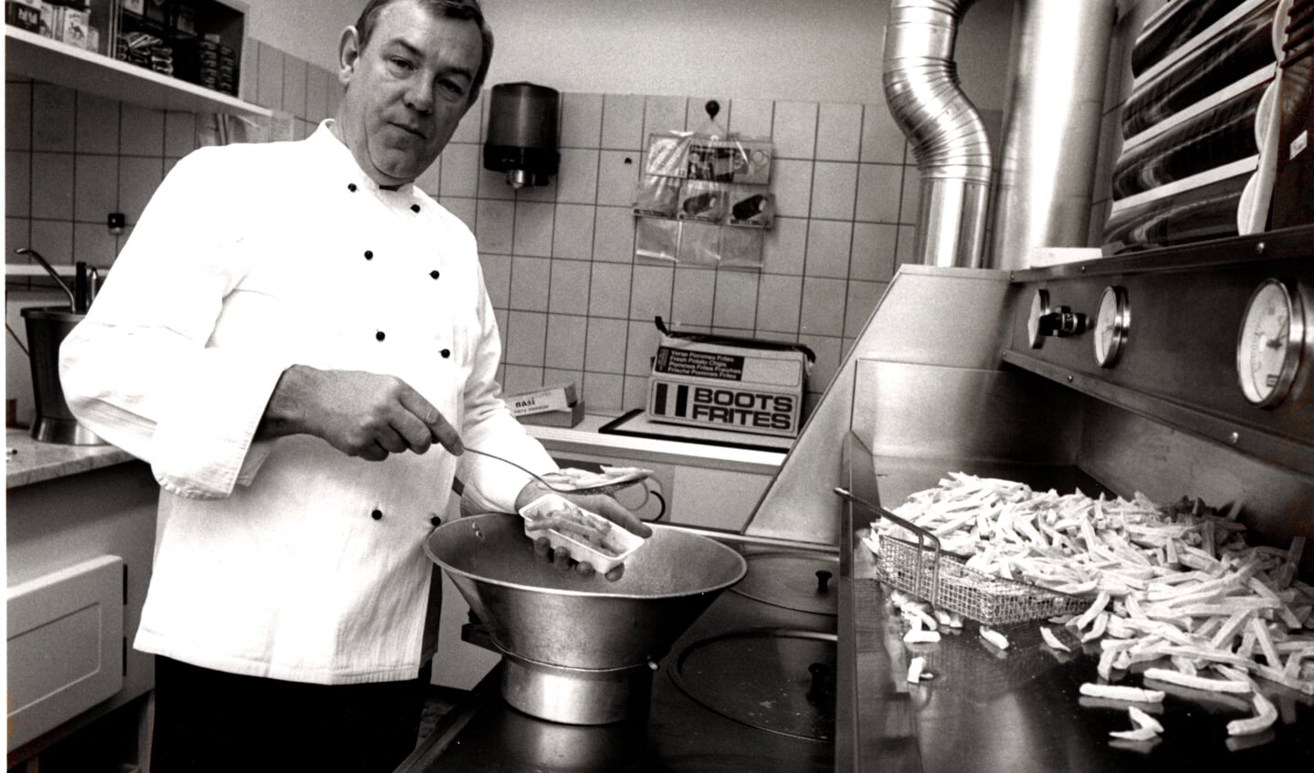 Willy Hillen in de keuken van Restaurant Hillen. Foto: privécollectie