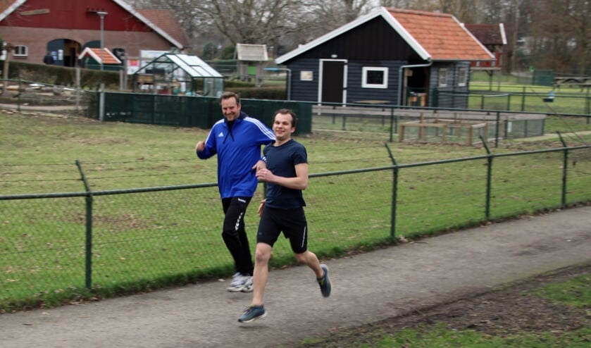 Emiel Vaags en Michiel Stronks (blauwe jack). Foto: Lydia ter Welle
