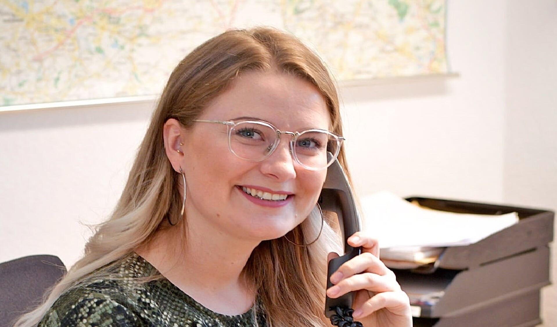 Antonia Cornelißen, junior adviseur bij het GrensInfoPunt Rijn-Waal. Foto: Rüdiger Dehnen