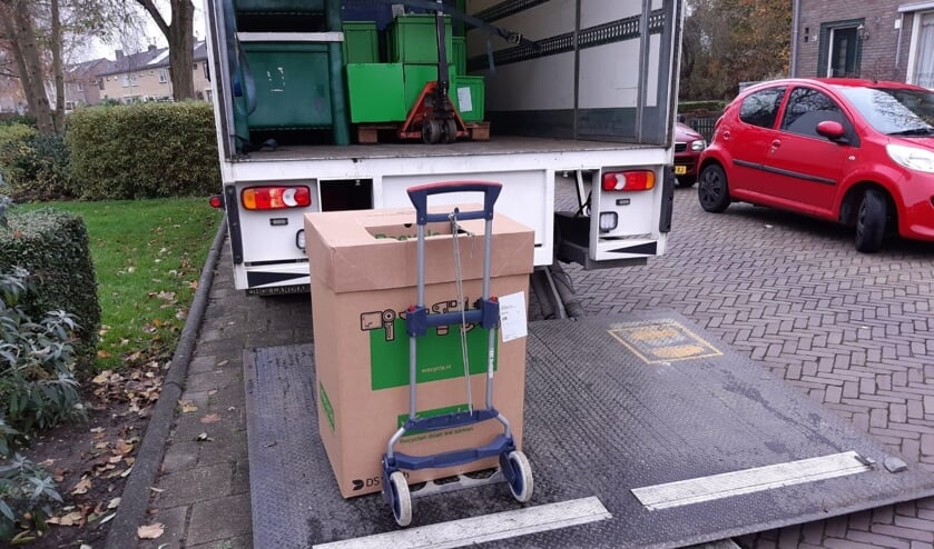 <p>Dozen vol kleine huishoudelijke apparaten worden opgehaald voor recycling. Foto: PR</p>