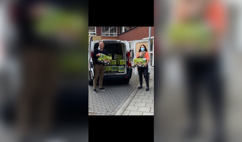 Boodschappenpakketten voor de Berkhof. Foto: PR