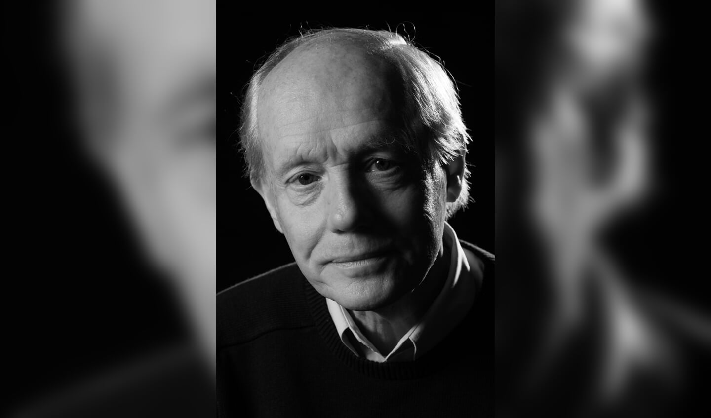 Ds. Hans Bouma heeft een reputatie als verhalenverteller. In de Dorpskerk laat hij Judas aan het woord. Foto: Stefanfotografie
