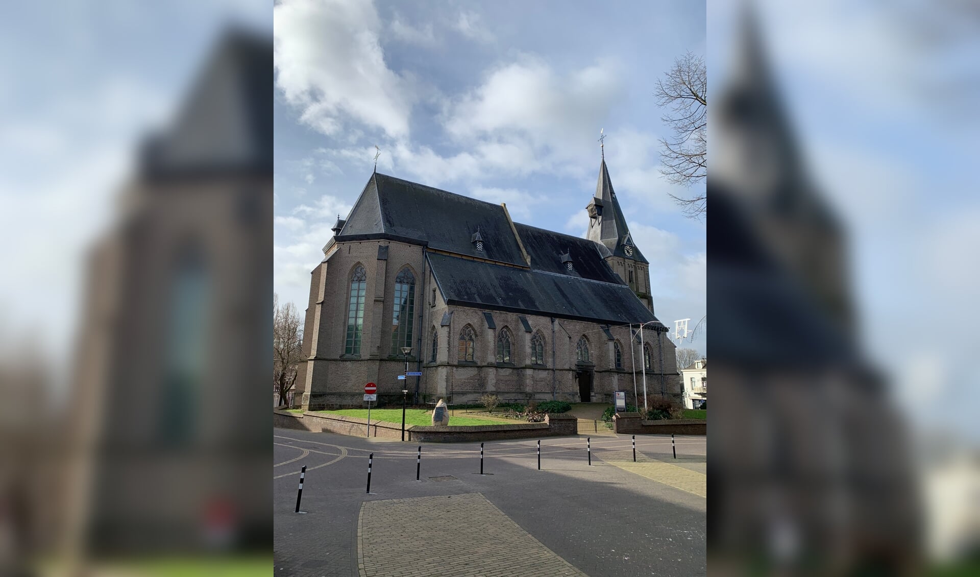 De Oude Helenakerk op de Markt in Aalten. Foto: Archief Achterhoek Nieuws 
