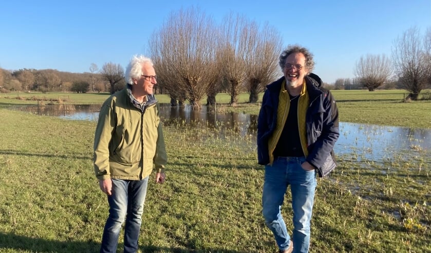 <p>Rudy Volbeda (l.) en Egbert Oldenboom, de auteurs van het boek. Foto: PR</p>