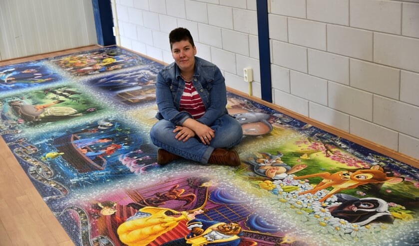 Nina van de Weer maakt het liefst de grootste puzzels van de wereld. Foto: Arno Wolsink