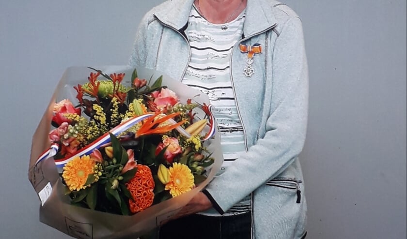 <p>Pokkershutte-beheerder Lies Ankersmit-Jansen ontving een Koninklijke Onderscheiding. Foto: PR</p>
