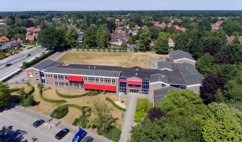 <p>Volgende stap in bestuurlijke fusie scholengemeenschappen: medezeggenschapsraden Staring College en Assink lyceum positief. Foto: PR </p>