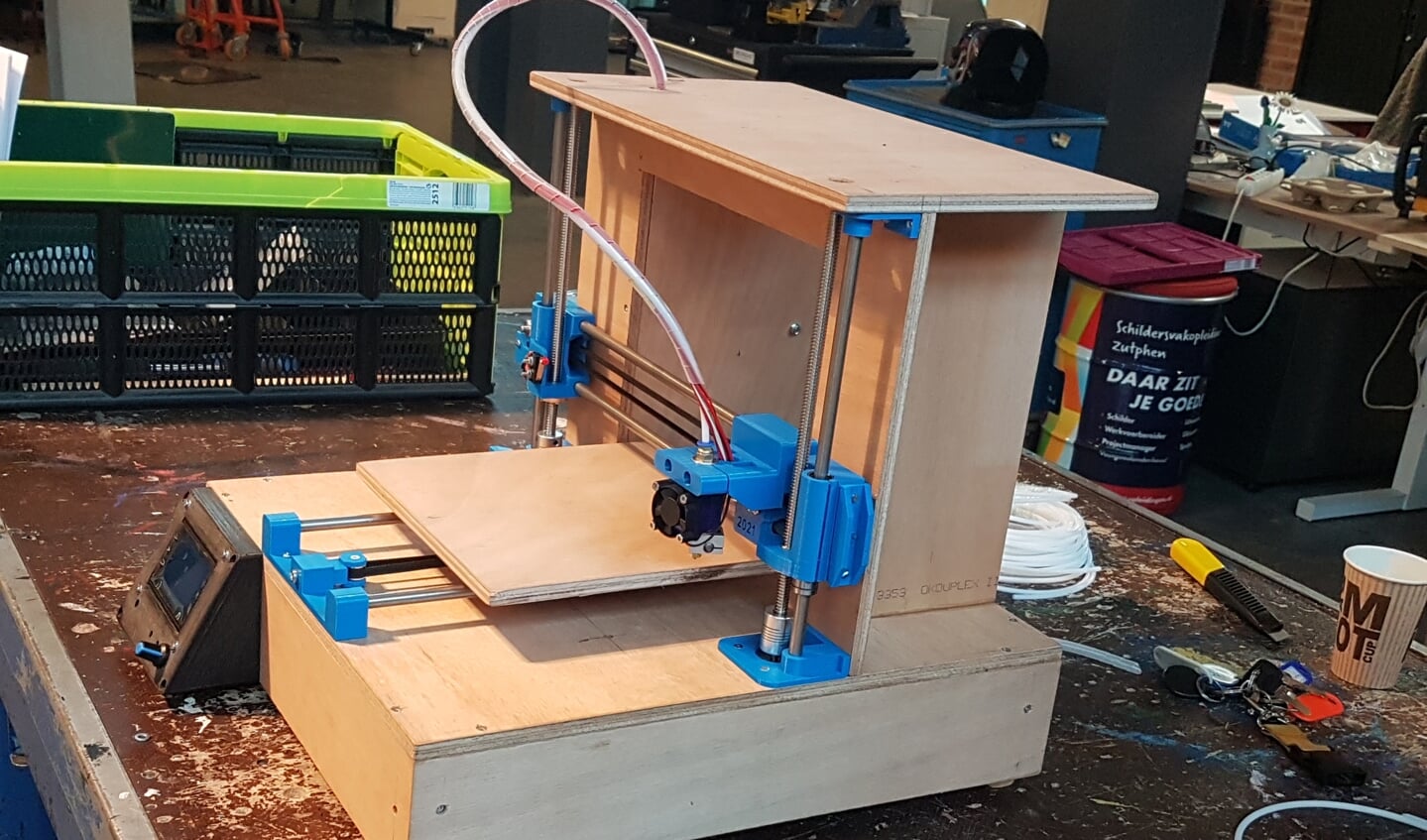 Een zelfgebouwde 3D-printer. Foto: Mark Ebbers