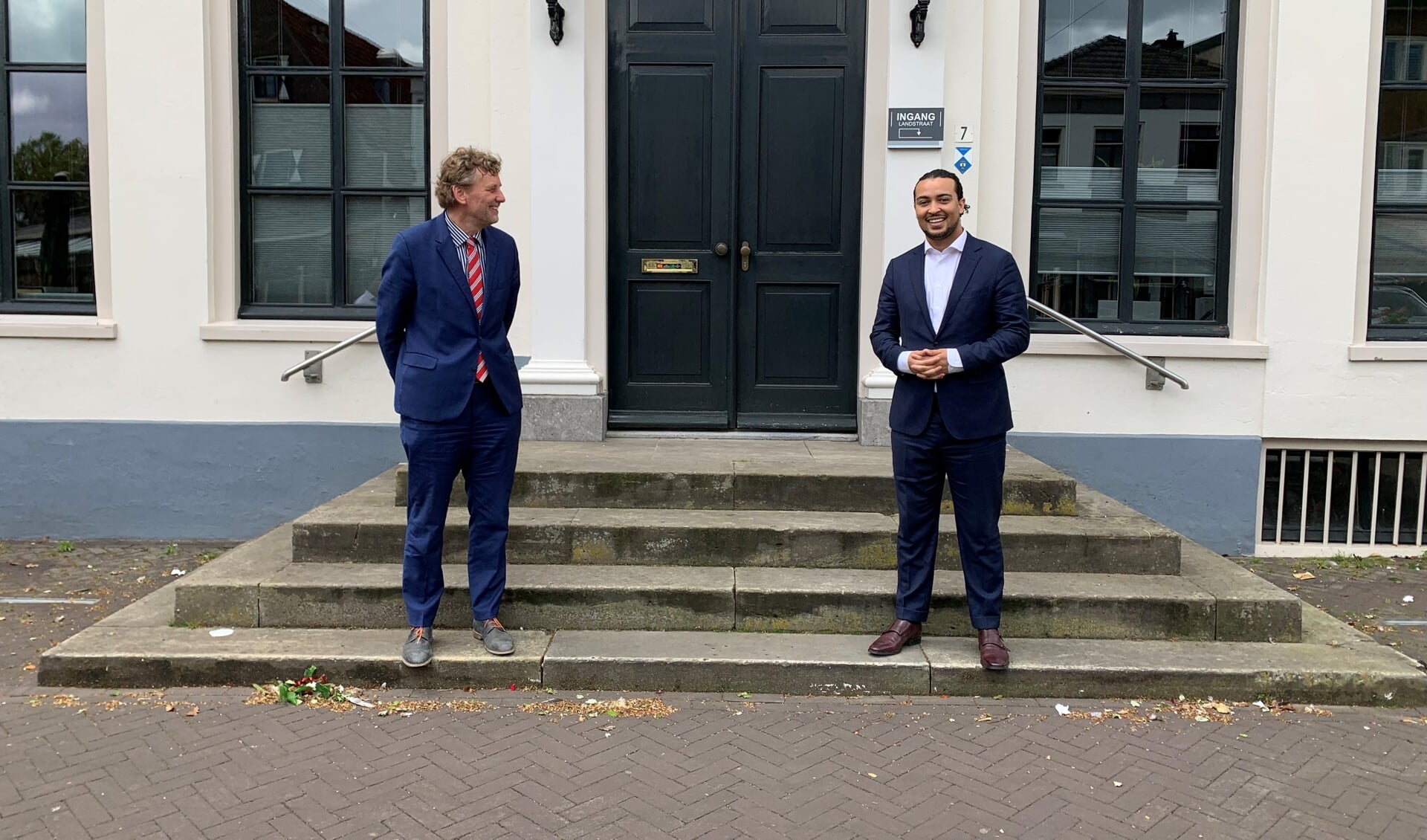 Burgemeester Stapelkamp ontvangt Don Ceder in Aalten. Foto: PR