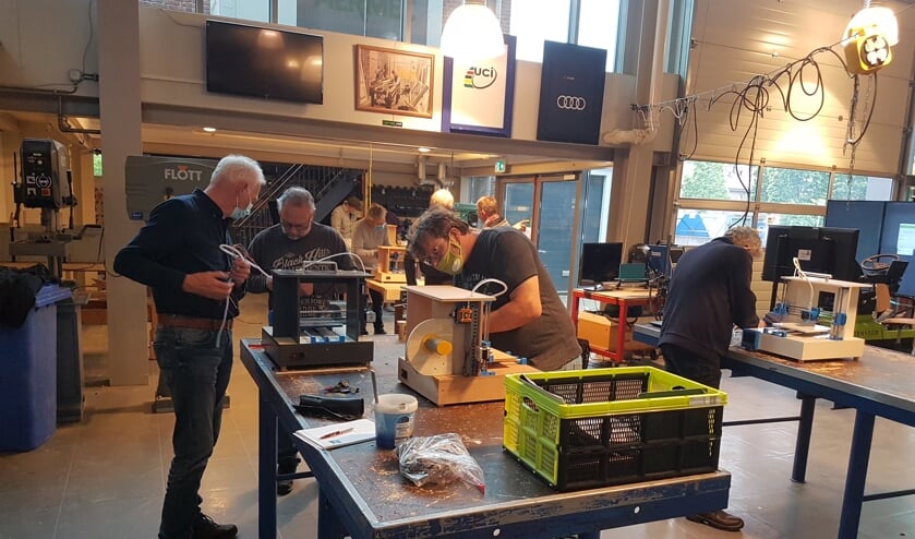 Na de theorie de praktijk. Foto: Mark Ebbers