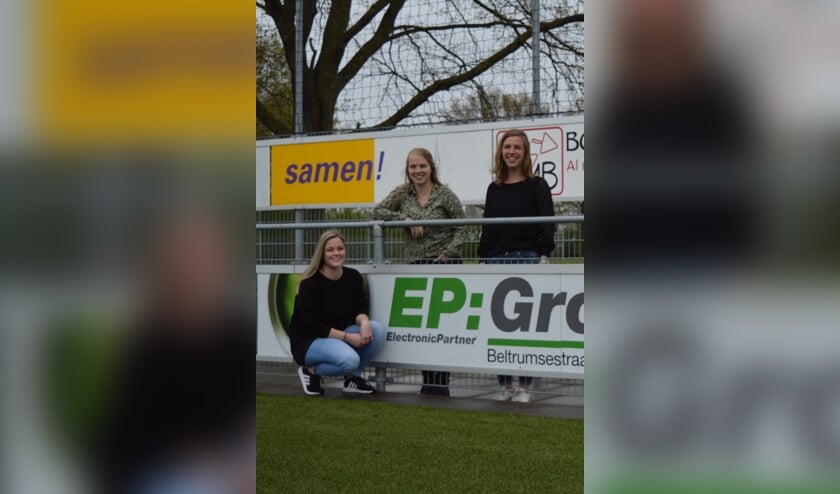 Annefleur, Dominique en Joanne vormen de damescommissie. Foto: PR