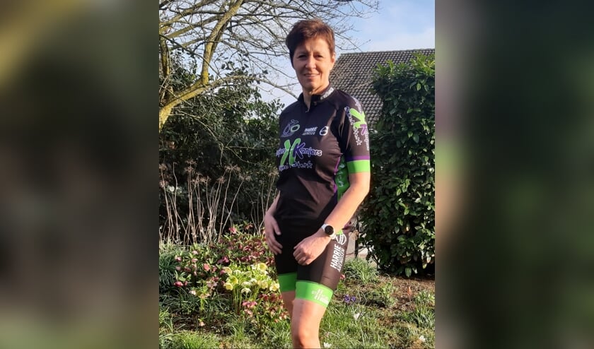 Esther Schuurman heeft nog ruimte voor sponsoren op haar Kanjers voor Kanjers-tenue. Foto: eigen foto