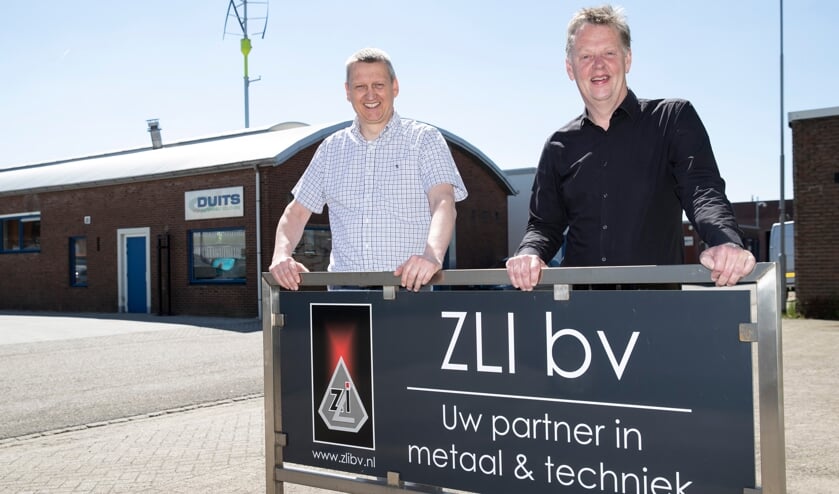<p>Alfred Stokvis (links) en Gerard Keessen. Foto: Patrick van Gemert/Zutphens Persbureau </p>