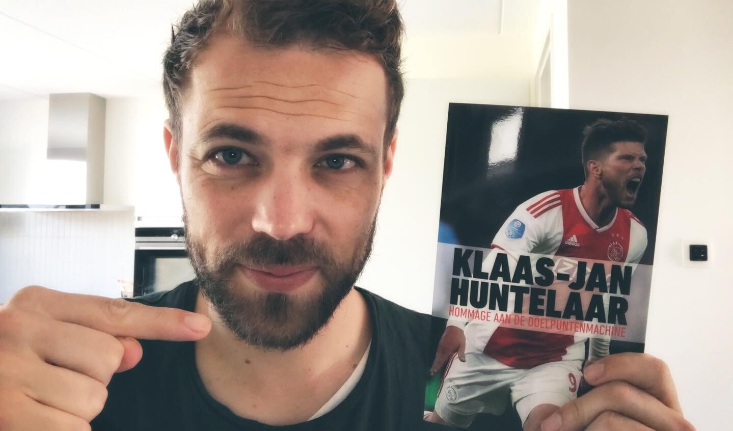 Voor het boek over Klaas-Jan Huntelaar dook André Valkeman in de jonge jaren van de in Hummelo opgegroeide profvoetballer. Foto: eigen foto