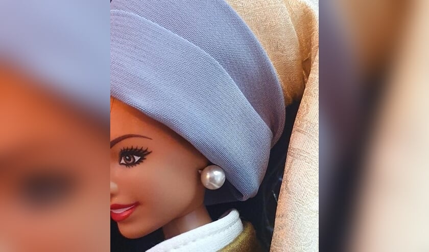 <p>De foto moet 'Het meisje met de Parel’ van Johannes Vermeer voorstellen. Foto: Ella Rijsdijk </p>